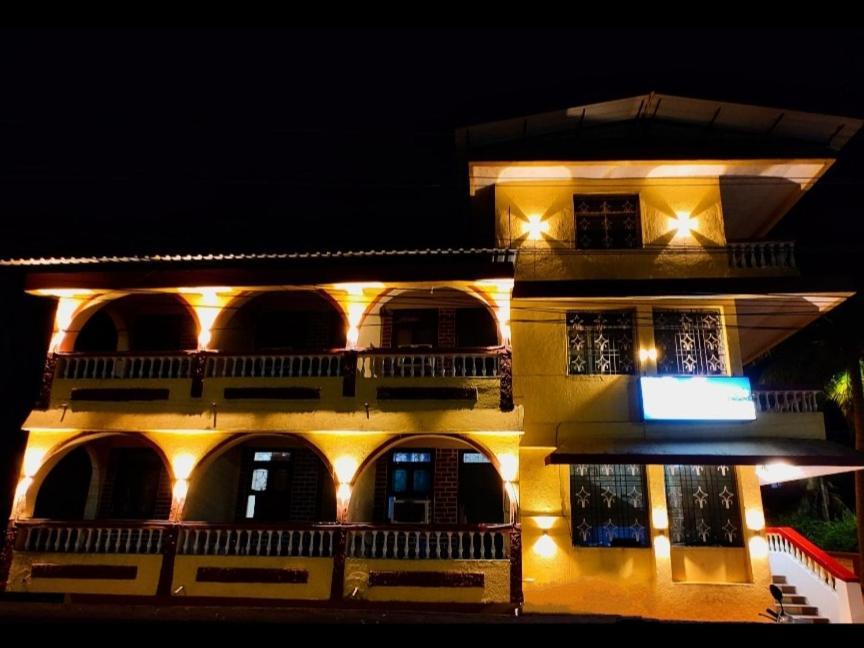 Sea View Resorts Bogmalo Beach Exterior foto